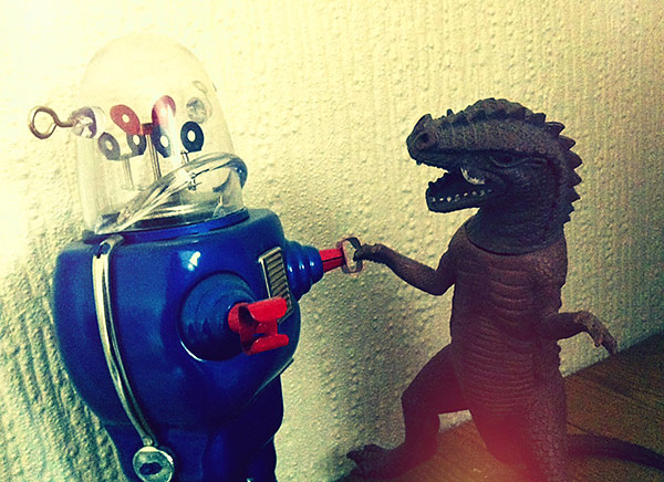Robot vs Dinosaur